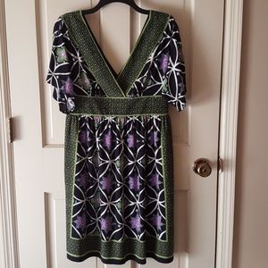 Double v-neck empire waist short sleeve knit dress